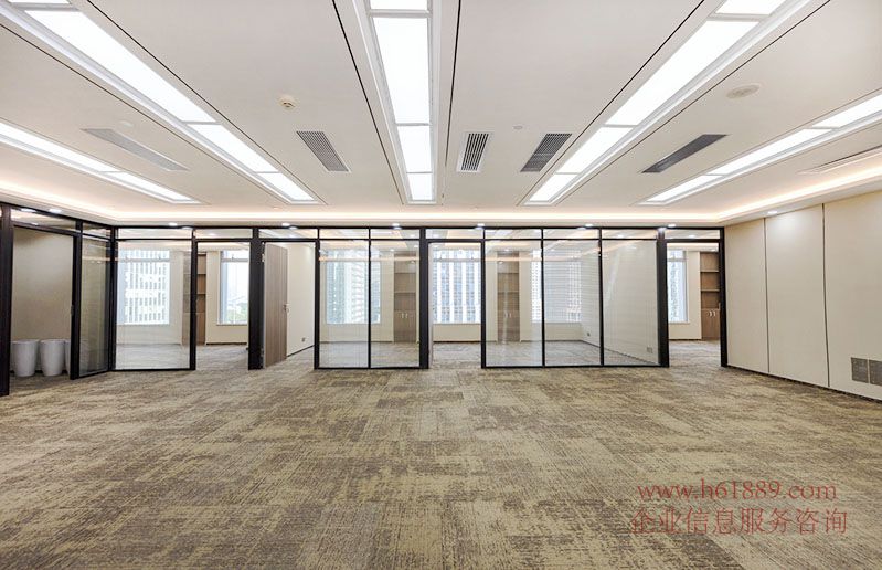 特價(jià)出租 | 福田高鐵站旁卓越大廈全新辦公空間，配家私，適合企業(yè)信息咨詢服務(wù)